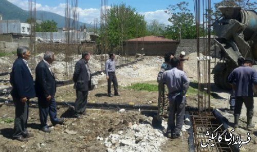 آعاز بتن ریزی پروژه ساخت مدرسه در بخش لوه