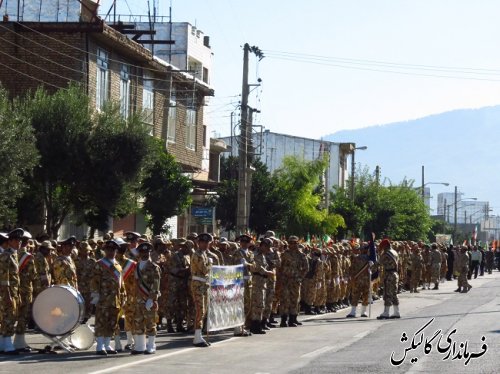 رژه سواره و پیاده نیروهای مسلح به مناسبت هفته دفاع مقدس