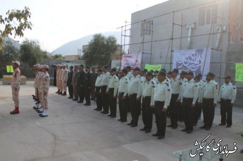 مراسم صبحگاه مشترک نیروهای نظامی و انتظامی در بسیج سپاه شهرستان