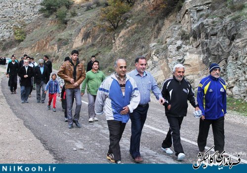 پیاده روی خانوادگی در گالیکش