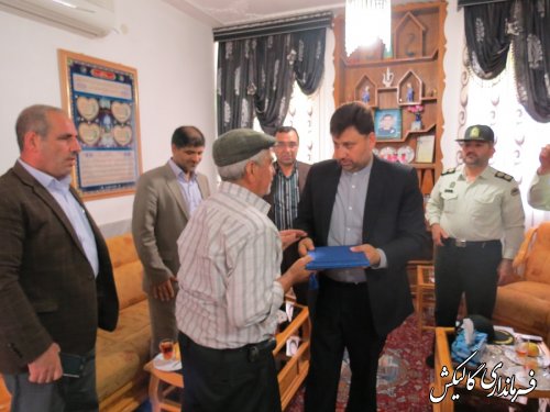 دیدار معاون مدیر کل سیاسی و امنیتی استانداری گلستان از خانواده شهید مزروعی