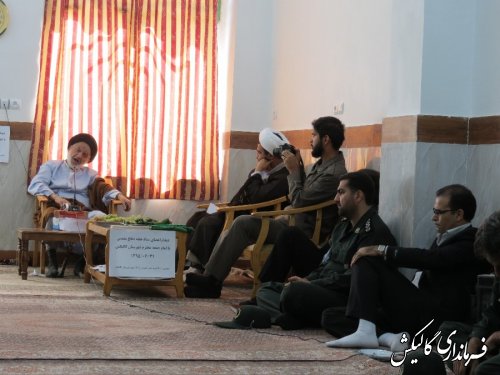 دیدار مسئولین با امام جمعه گالیکش در اولین روز از هفته دفاع مقدس