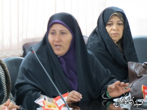 نقش زنان در پیشبرد اهداف انقلاب اسلامی بسیار پر رنگ و جدی است