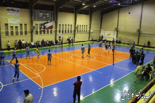 تیم جوانان گنبدکاووس به مقام قهرمانی مسابقات والیبال جام رمضان شهرستان گالیکش دست یافت