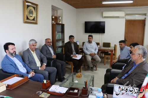 جلسه مشترک فرماندار گالیکش و هیات همراه با مدیر امور اراضی جهاد کشاورزی استان