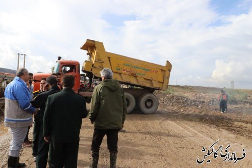 در سیل اخیر به باغات و ابنیه شهری و روستایی گالیکش خسارت وارد شد و تلفات جانی نداشتیم