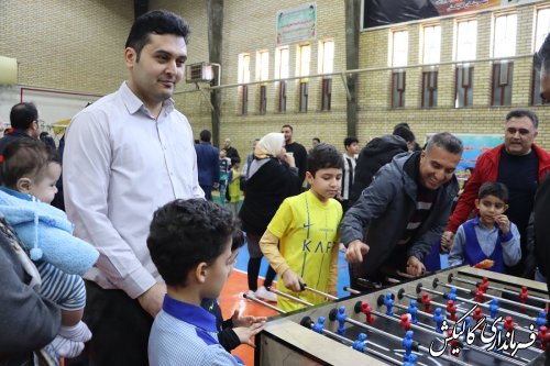 جشنواره مسابقات ورزشی "پدر و پسر" بمناسبت دهه فجر در گالیکش برگزار شد 