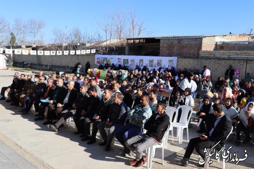 جشن انقلاب در مدرسه شهید غفاری روستای محمد آباد گالیکش برگزار شد