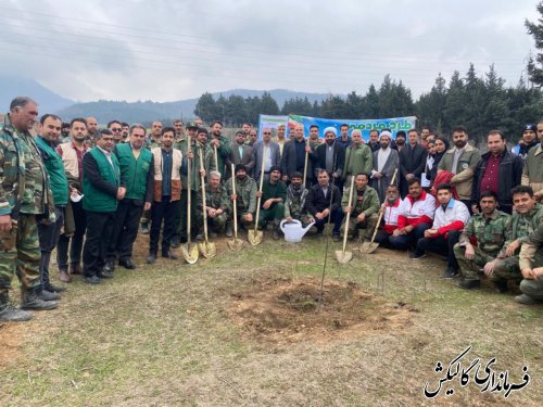 مراسم متمرکز آغاز هفته منابع طبیعی و روز درختکاری در گالیکش برگزار شد